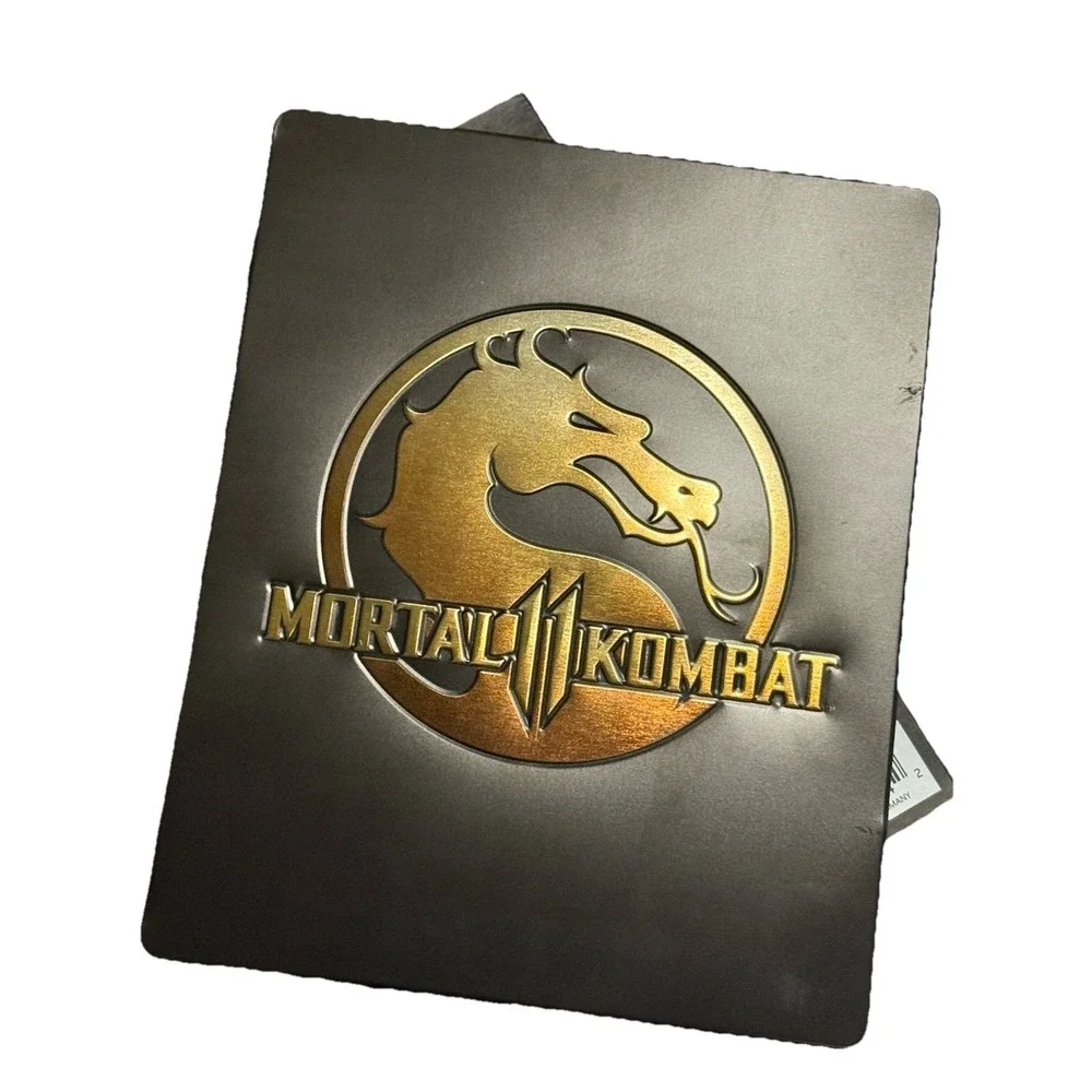 Mortal‎ Kombat 11 Premium Edition (Microsoft Xbox One) Steelbook, Disk, Cover